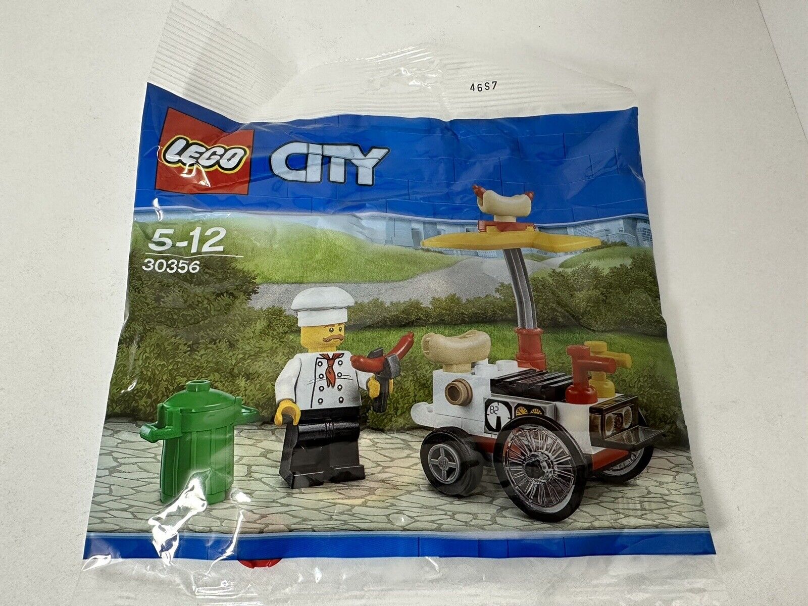 LEGO CITY: Hot Dog Stand (30356)