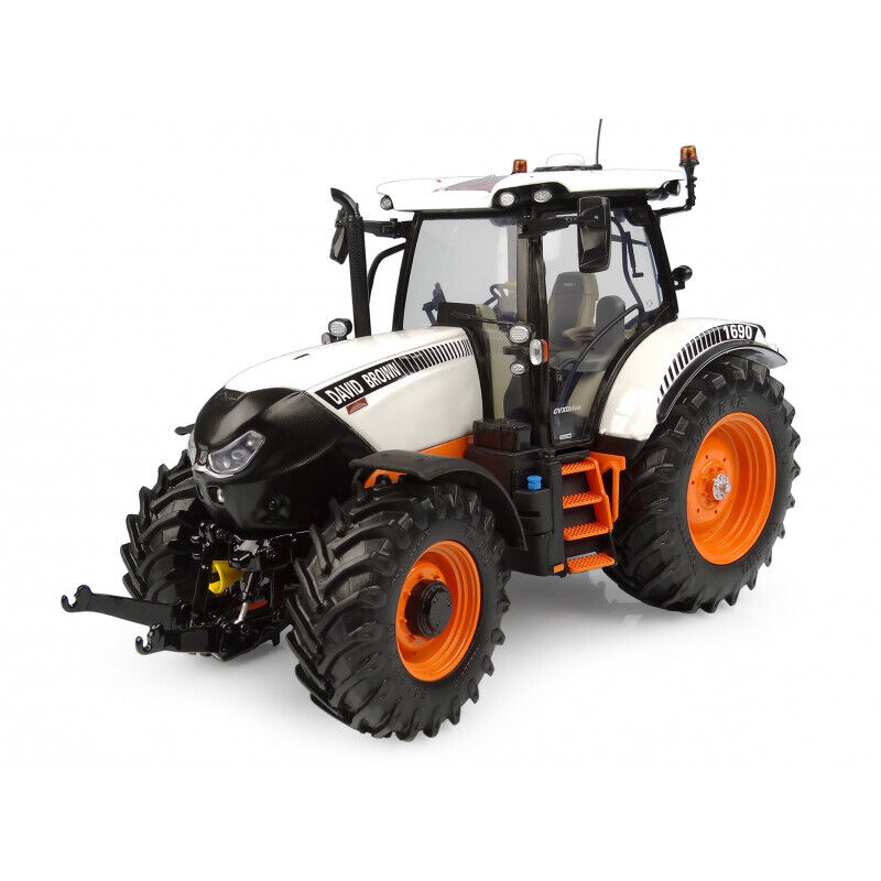 UNIVERSAL HOBBIES - Tracteur vision 2024 - DAVID BROWN 1690 - 1/32 - UH6734