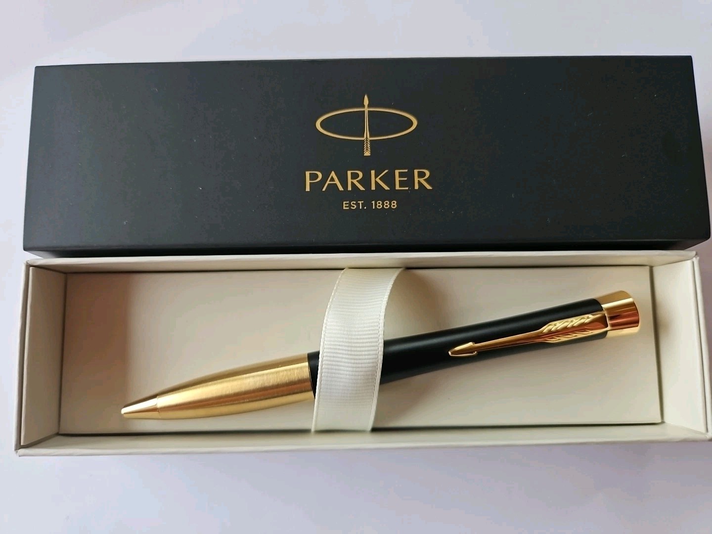 Parker Urban,  Kugelschreiber,  Mattschwarz GC,  In Geschenkbox Neu