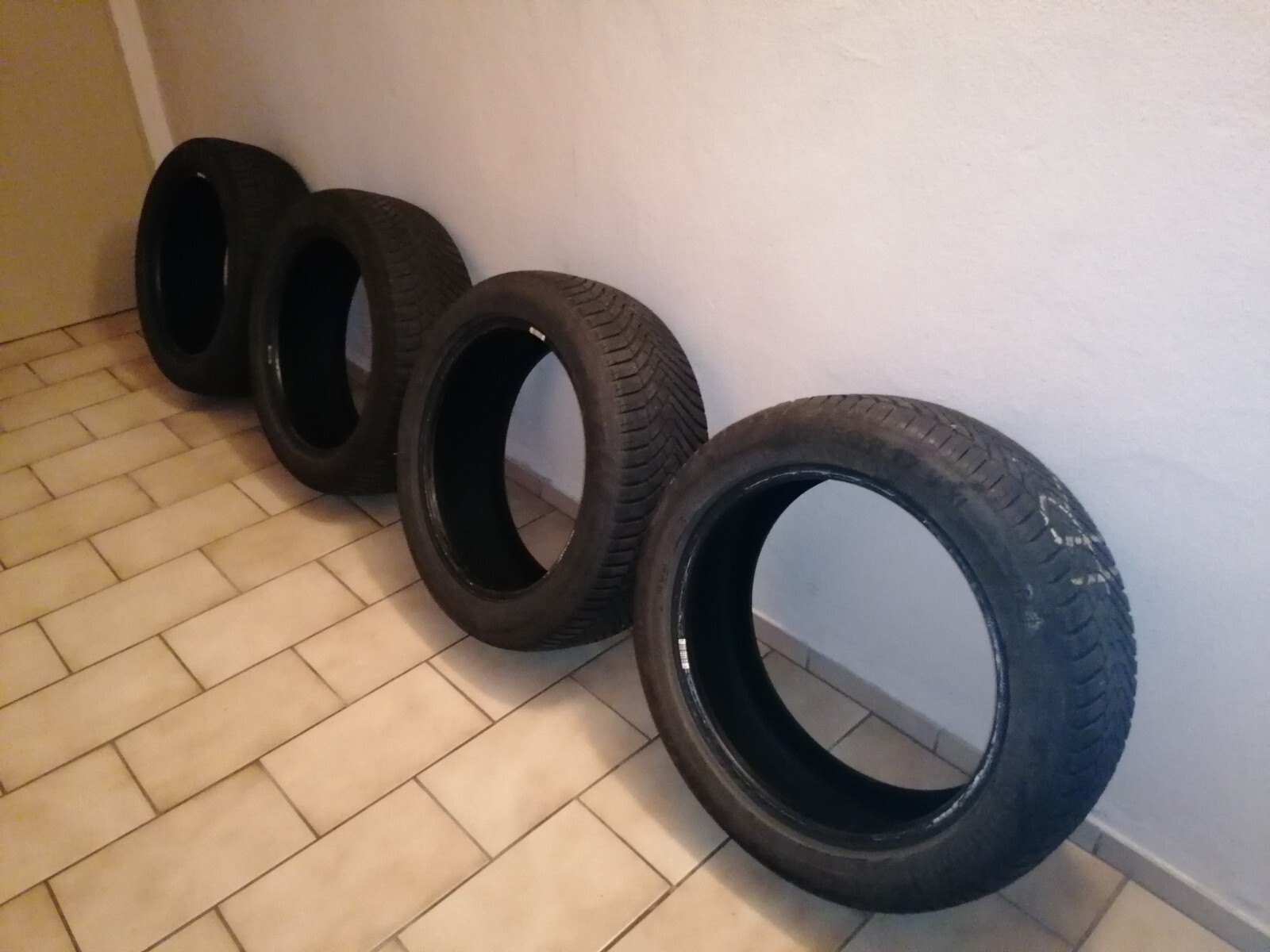 Continental Allseasoncontact 215/50 R17 95V Xl M+S, 2 Jahre Alt